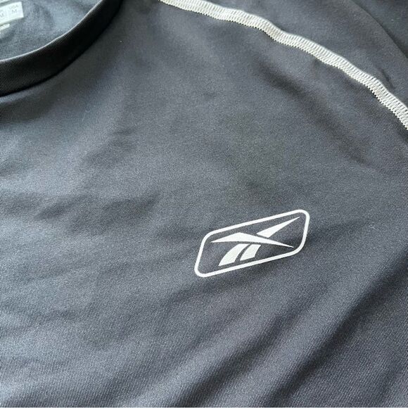 Reebok Training Short Sleeve Shirt - Picture 11 of 11